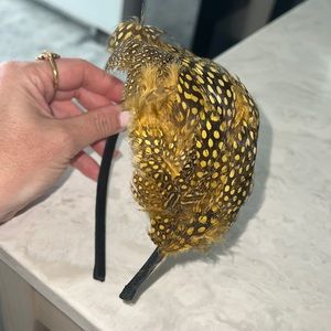 Black and yellow feather headband